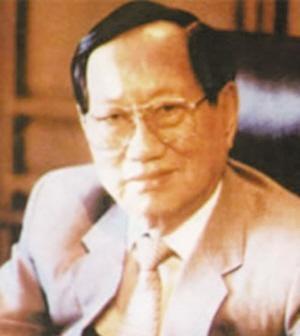 陳弼臣